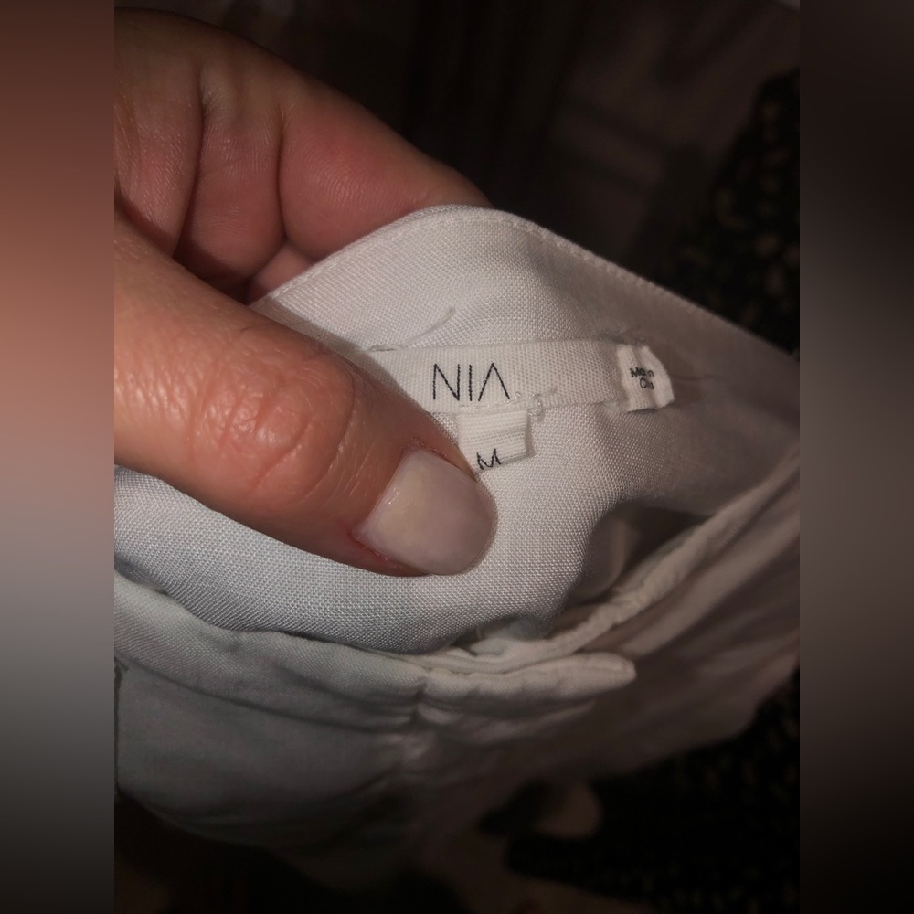 NIA White Linen Set - Picture 4 of 6